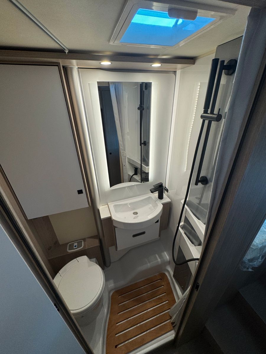Fahrzeugabbildung Bürstner Lyseo Time Skyline 726 G SIE SPAREN  11.099€!
