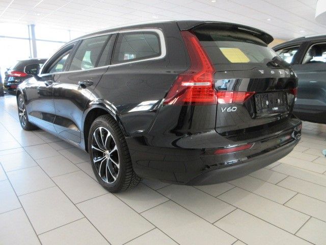 Fahrzeugabbildung Volvo V60 Momentum D3 NAVI/LED/LEDER/SHZ/LHZ/PDC+CAM