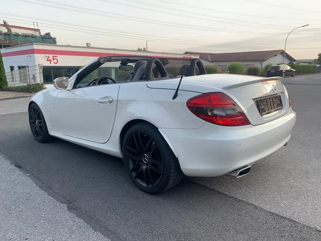 Mercedes-Benz SLK 280