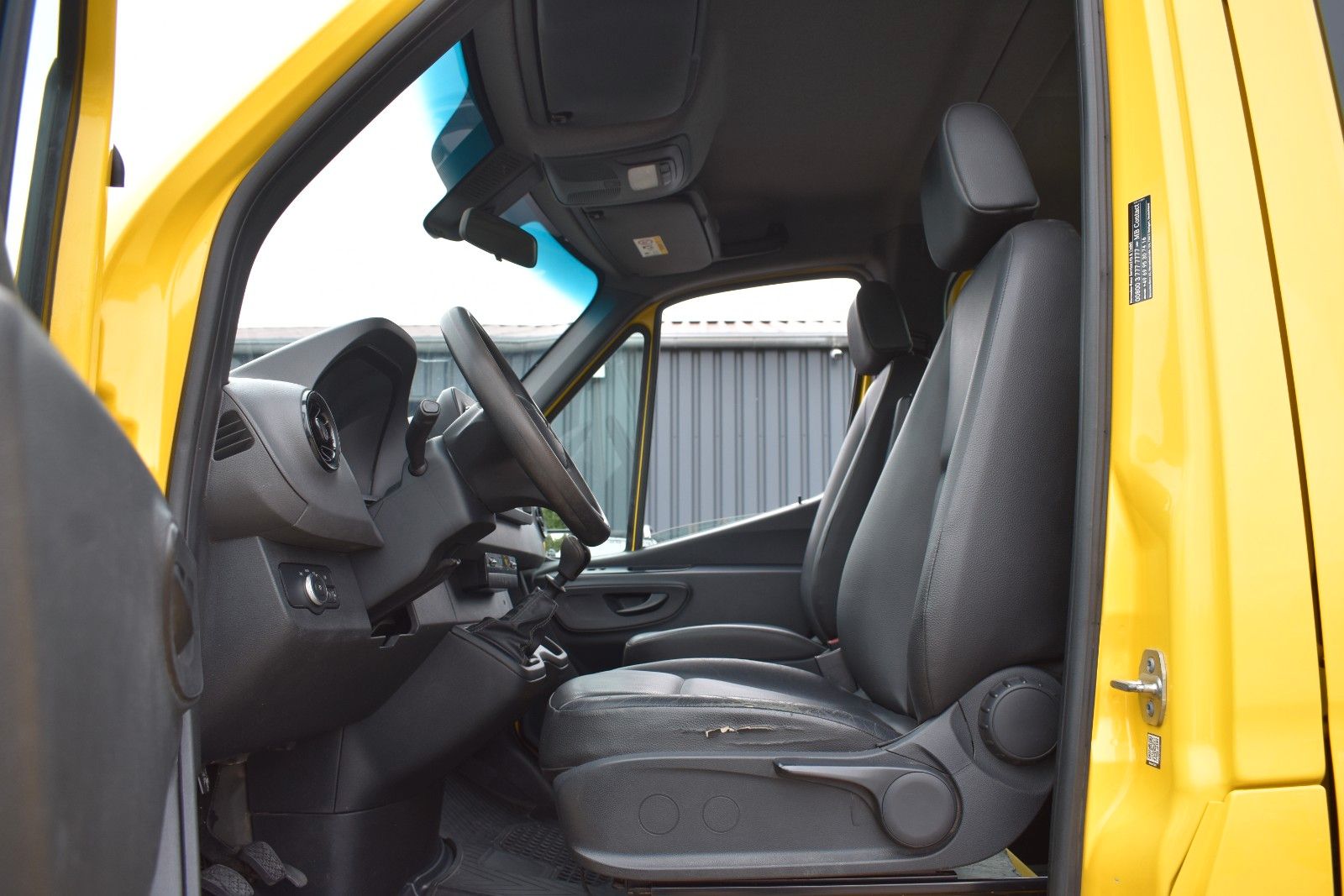 Fahrzeugabbildung Mercedes-Benz Sprinter III Pritsche DoKa RWD/KLIMA/AHK
