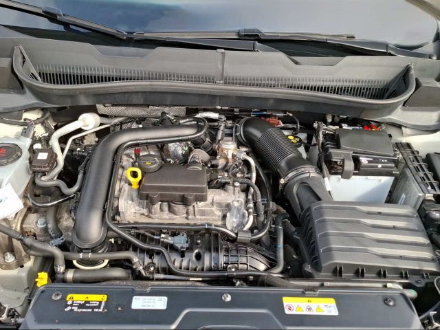 T-CROSS 1.0 TSI DAB+KLIMA+BT+SHZ