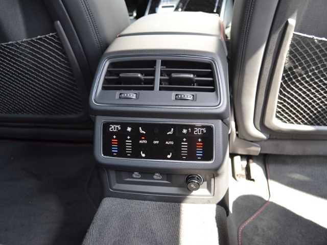 RS6 Avant 4.0 TFSI VOLL/DYNAMIK-PLUS/KERAMIK/AHK