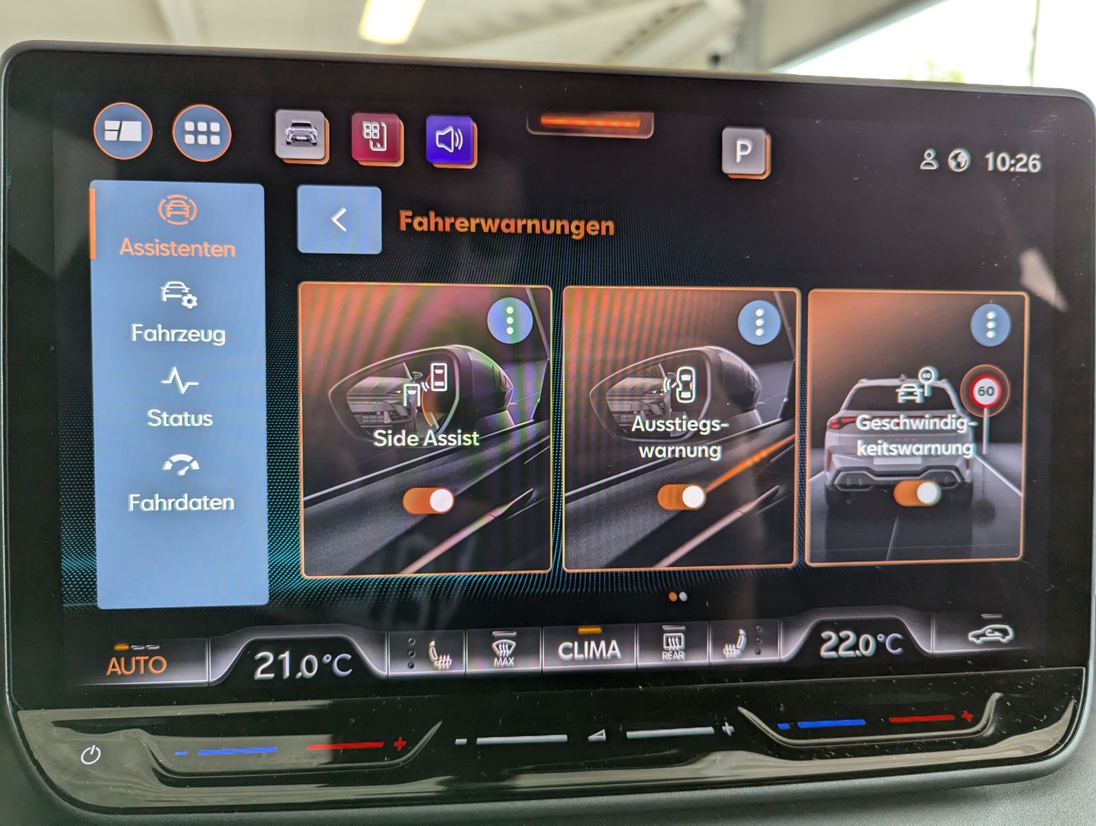CUPRA Terramar 1.5 eTSI Sennheiser Edge-Paket HUD 19" - Image 32