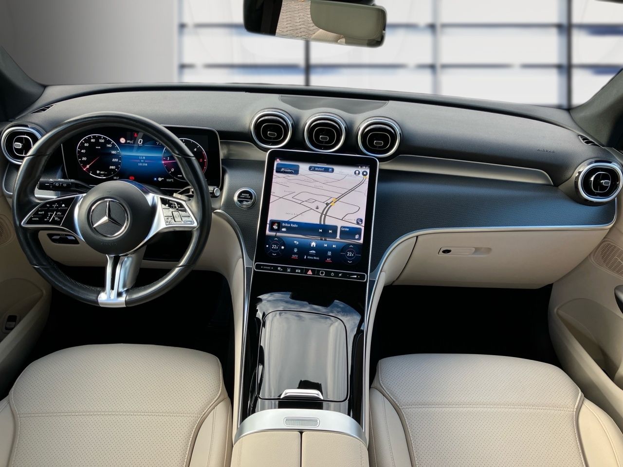 Fahrzeugabbildung Mercedes-Benz GLC 220 d 4M AVANTGARDE+360+STNDHZ+DISTR+MEMORY+