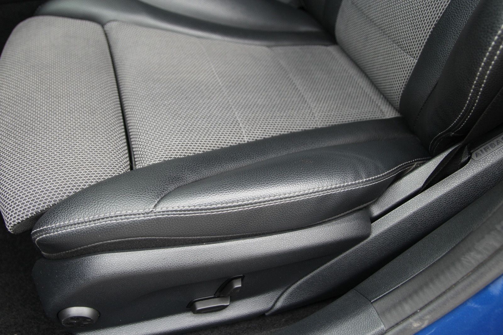 Mercedes-Benz C 220 T d Avantgarde/LED/ Kamera/ Alu/Spur/Totw. foto 20