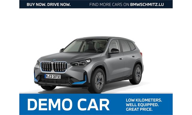 BMW iX1 xDrive30  HK HiFi DAB LED Pano.Dach RFK