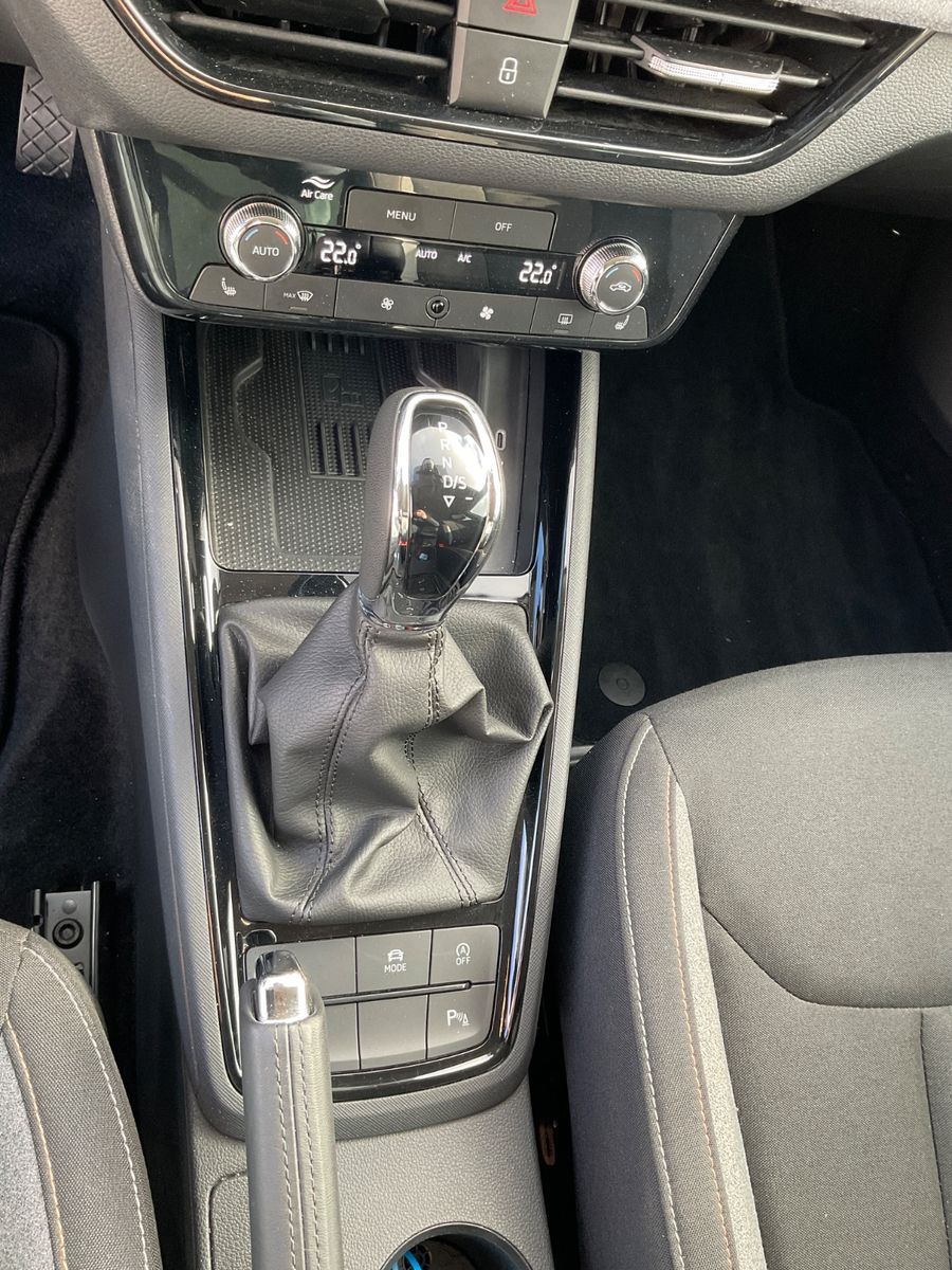 Fahrzeugabbildung SKODA Kamiq 1.5 TSI DSG,Kamera,LED,Navi,ACC