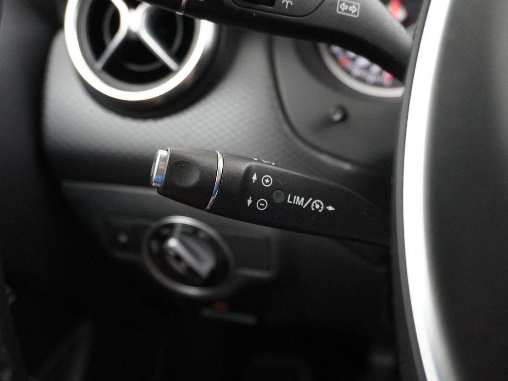 Mercedes-Benz A 160 Ambition Led navi