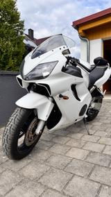 Honda CBR 600 PC35 - HONDA 2001 CBR 600
