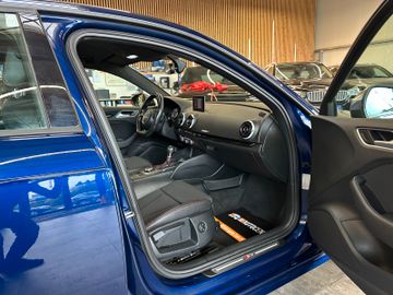 MYAUTOCENTER – Gebraucht- und Jahreswagen mit Werkstattservice in Pfaffenhofen Audi S3 *KEYLESS*ADP.FAHRWERK*2-ZONEN*TEMPO*StHZ*NAVI