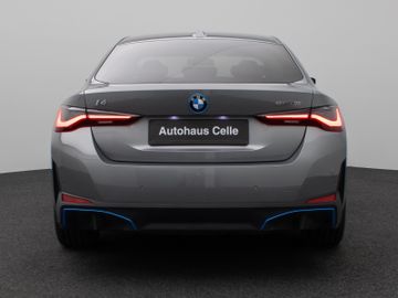 Fahrzeugabbildung BMW i4 eD35 Gran Coupé Glasdach Kamera DAB H/K Komfo