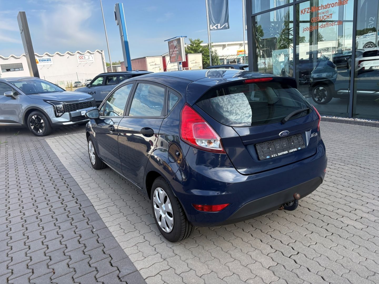 Fahrzeugabbildung Ford Fiesta AHK Klima Radio Zahnriemen NEU