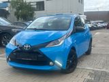 Toyota Aygo AYGO x/Autom/ - Toyota Aygo (X) in Köln
