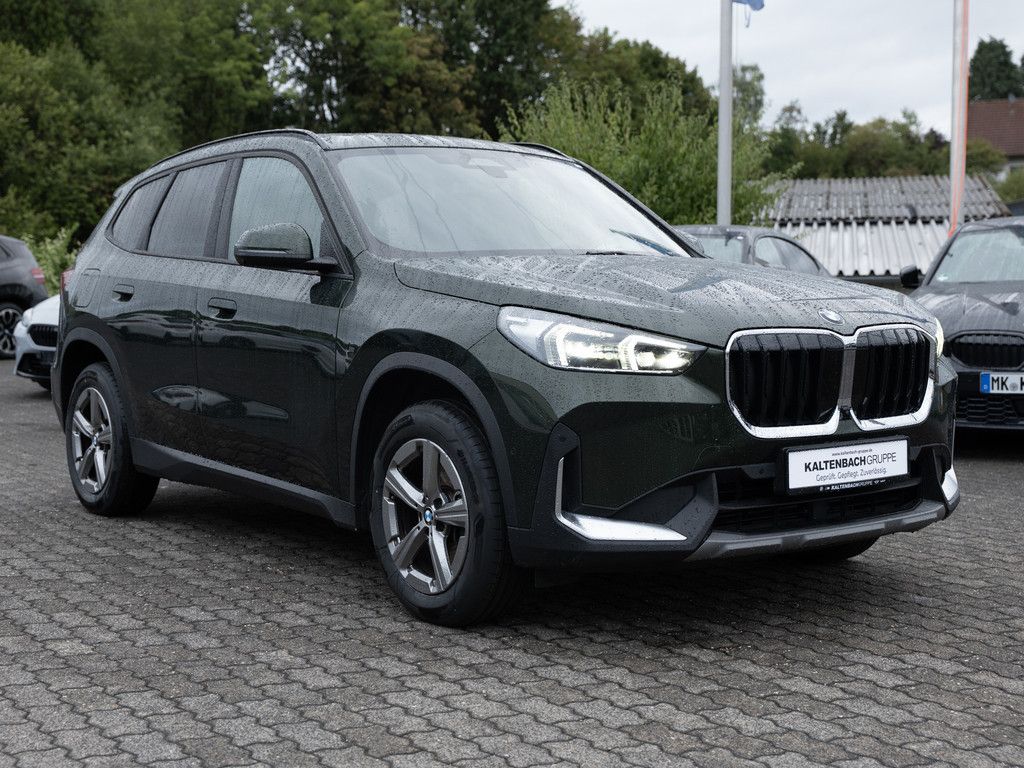 BMW X1 xDrive 20d PANO HUD 360° LED NAVI KAMERA SHZ foto 5