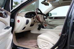 JAGUAR XJ V8 Super/ 2. HAND/ DE/ SCHIEBEDACH/ SITZHZG. JAGUAR XJ V8 Super/ 2. HAND/ DE/ SCHIEBEDACH/ SITZHZG.