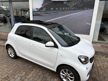 Fahrzeugabbildung Smart ForFour  Passion Klimaaut. Tempomat Faltdach