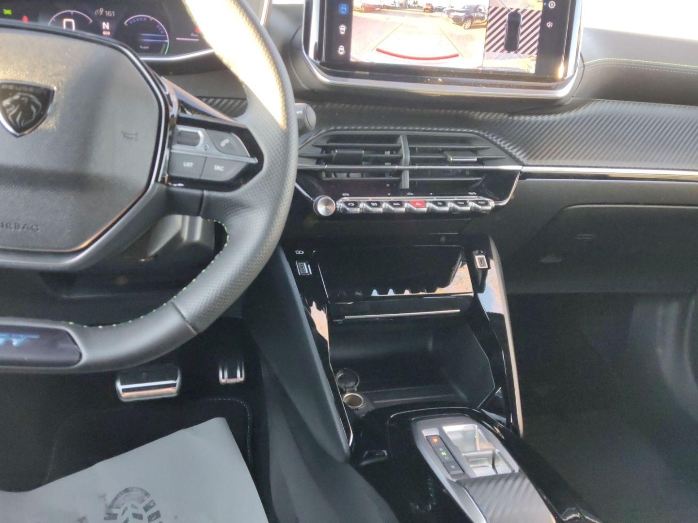 Peugeot 2008 - Bild 11