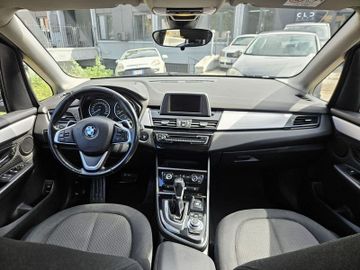BMW 218 Active Tourer - 8