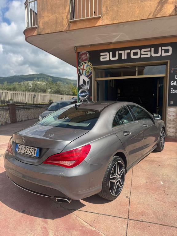 Mercedes-Benz CLA 200