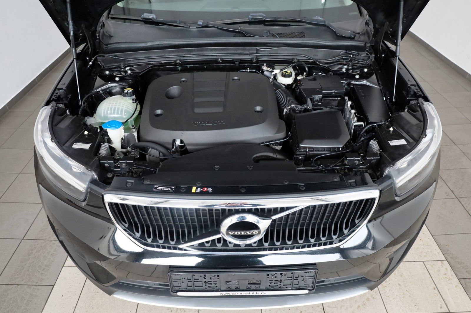 Fahrzeugabbildung Volvo XC40 Momentum Pro,Navi,LED,SH,Kamera,H&K,Carplay