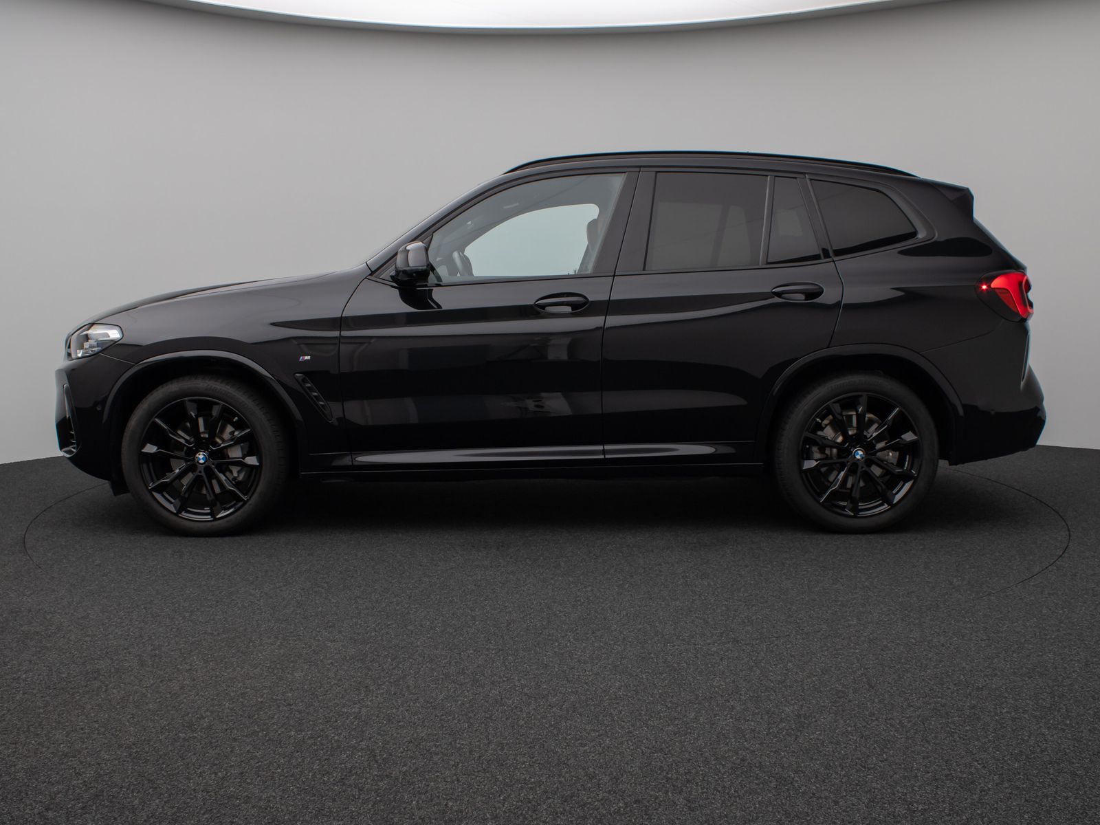 Fahrzeugabbildung BMW X3 xD30i M Sport DAB 360° Komfort Leder 20Zoll