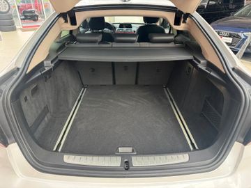 BMW 320 Gran Turismo - 4