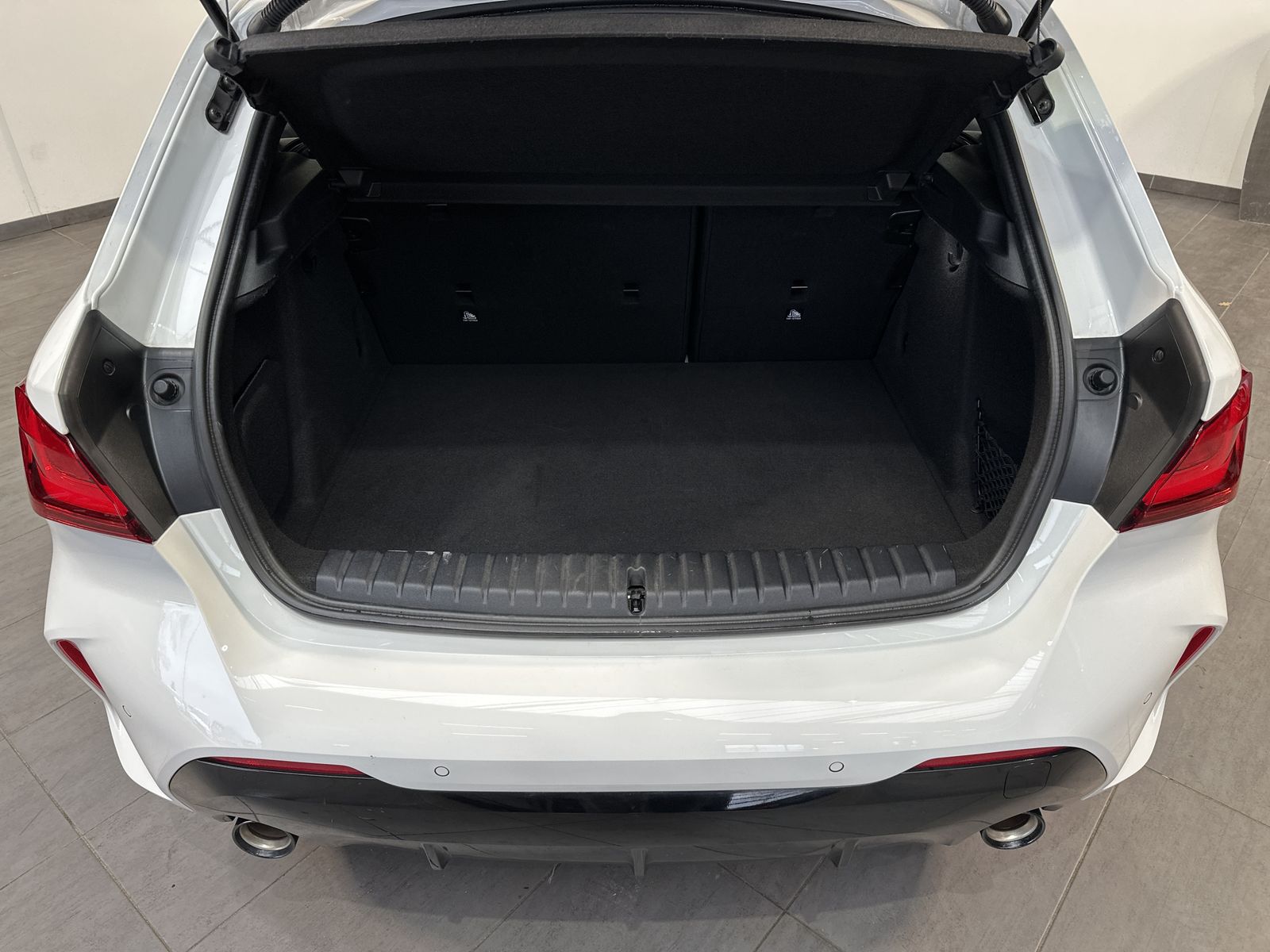 Fahrzeugabbildung BMW 128ti 5-Türer Sport-Aut. NAV+LED+ACC+MEMORY+18ZO