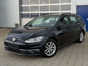 Volkswagen Golf - 2