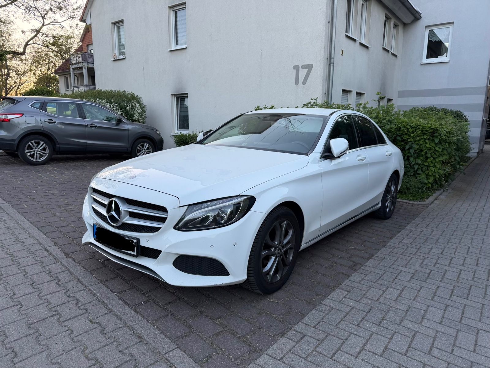 MERCEDES-BENZ C 180