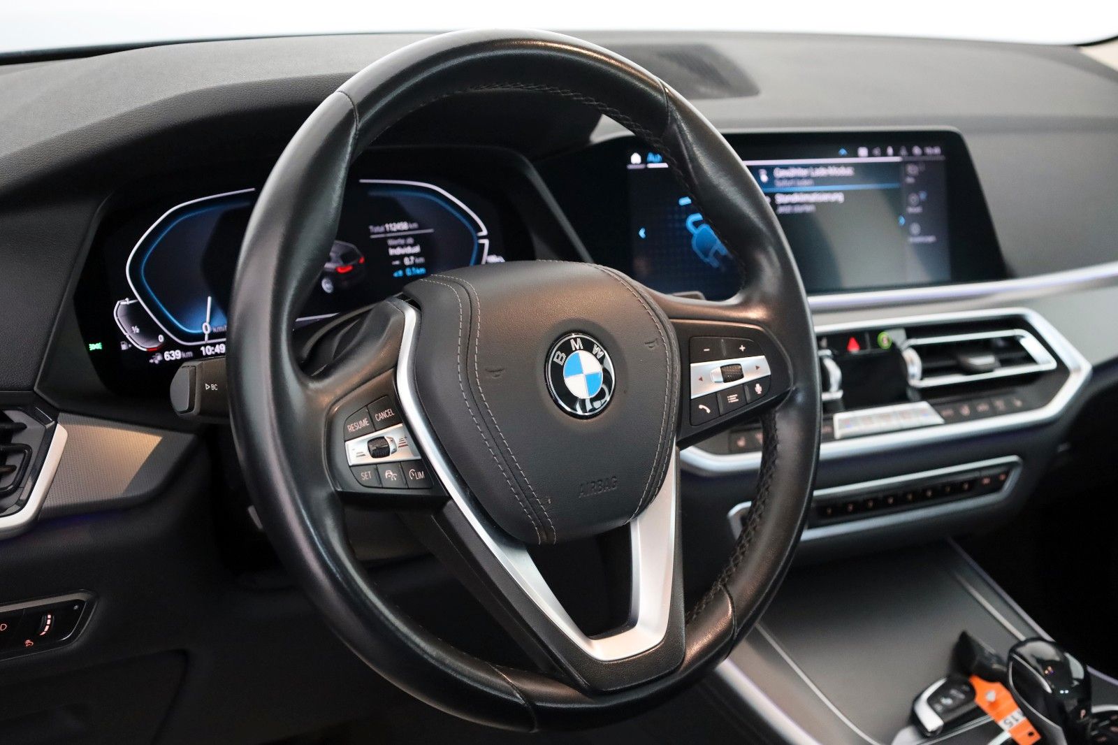 Fahrzeugabbildung BMW X5 xDrive 45e Leder,Navi,LED,SH,Panorama,Parkass