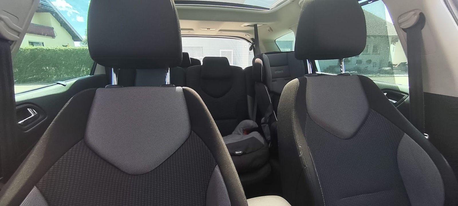Peugeot 308 2012 — photo 8