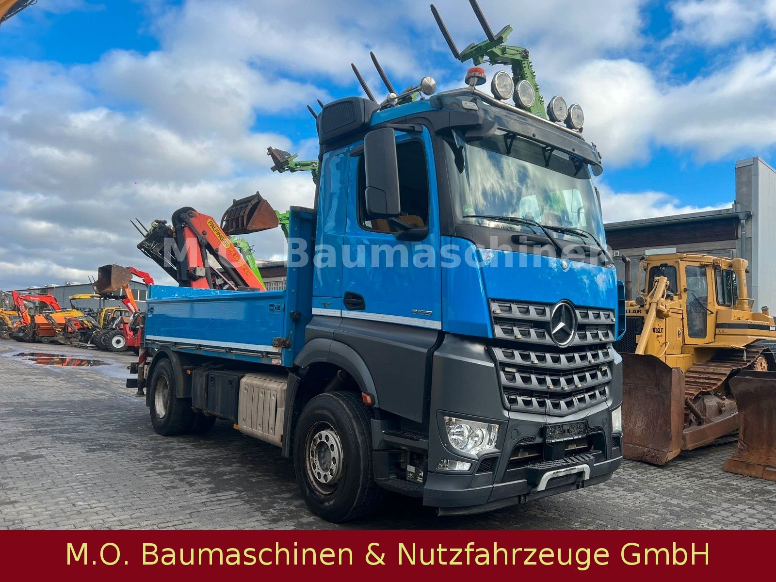 Fahrzeugabbildung Mercedes-Benz Arocs 2158 / Palfinger PK 14002