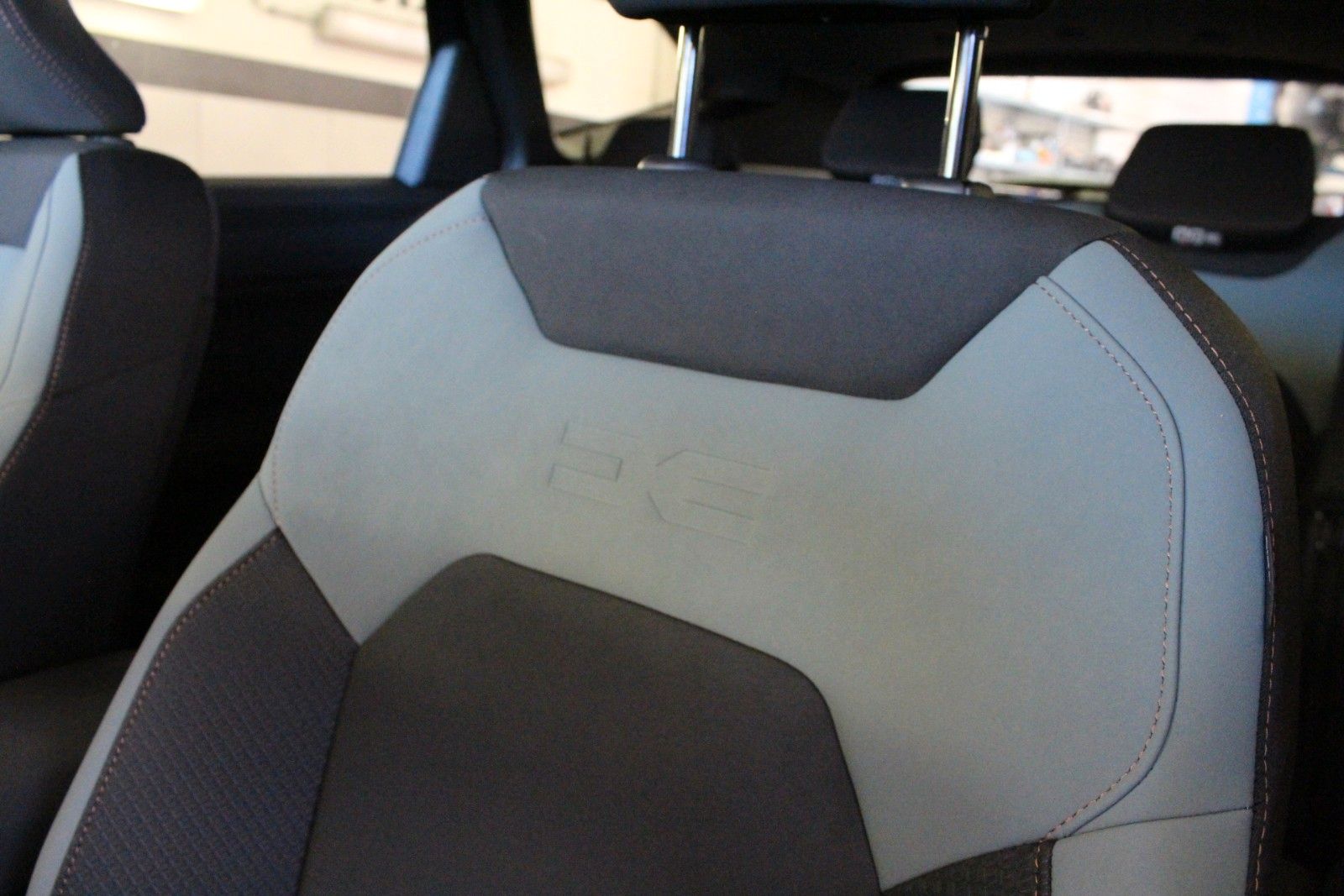 Fahrzeugabbildung Dacia Bigster Hybrid 155 Extreme*Winter-Plus-Paket*