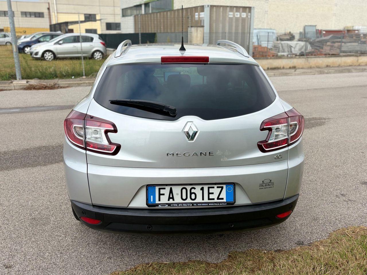 Renault Megane 2015 — фото 5