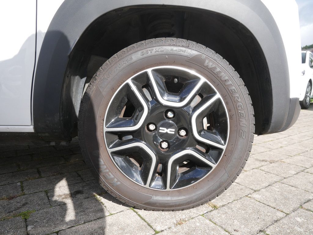 Fahrzeugabbildung Dacia Spring Essential KLIMA