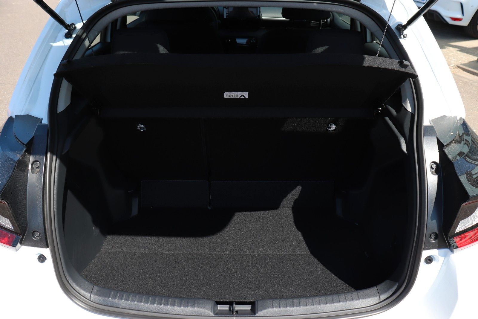 Mazda 2 Hybrid - Bild 12