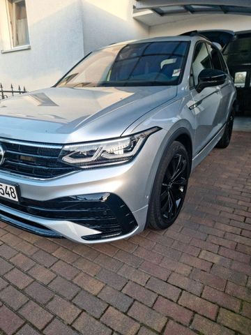 Volkswagen VW Tiguan R-Line 2.0Tdi DSG LED AHK Standh...