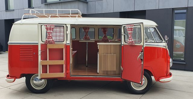 Volkswagen T1 Samba Camper restauriert Zustand 1