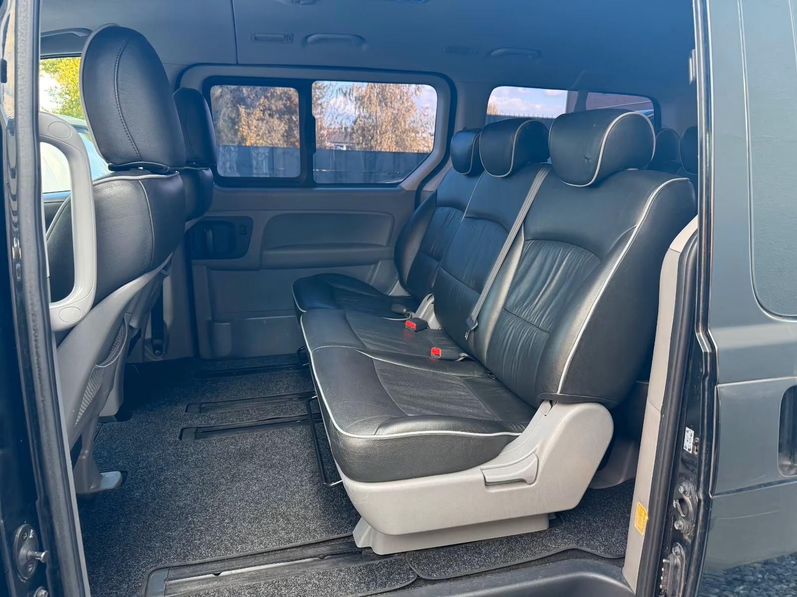 Hyundai H-1 Travel 2.5 CRDi+Leder+2.Hand+8 Sitze+PDC+