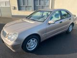 Mercedes-Benz Mercedes Benz C180, TÜV Neu,Klimaauto, 1. ... - gebrauchte Mercedes-Benz C 180 aus dem Jahr 2000