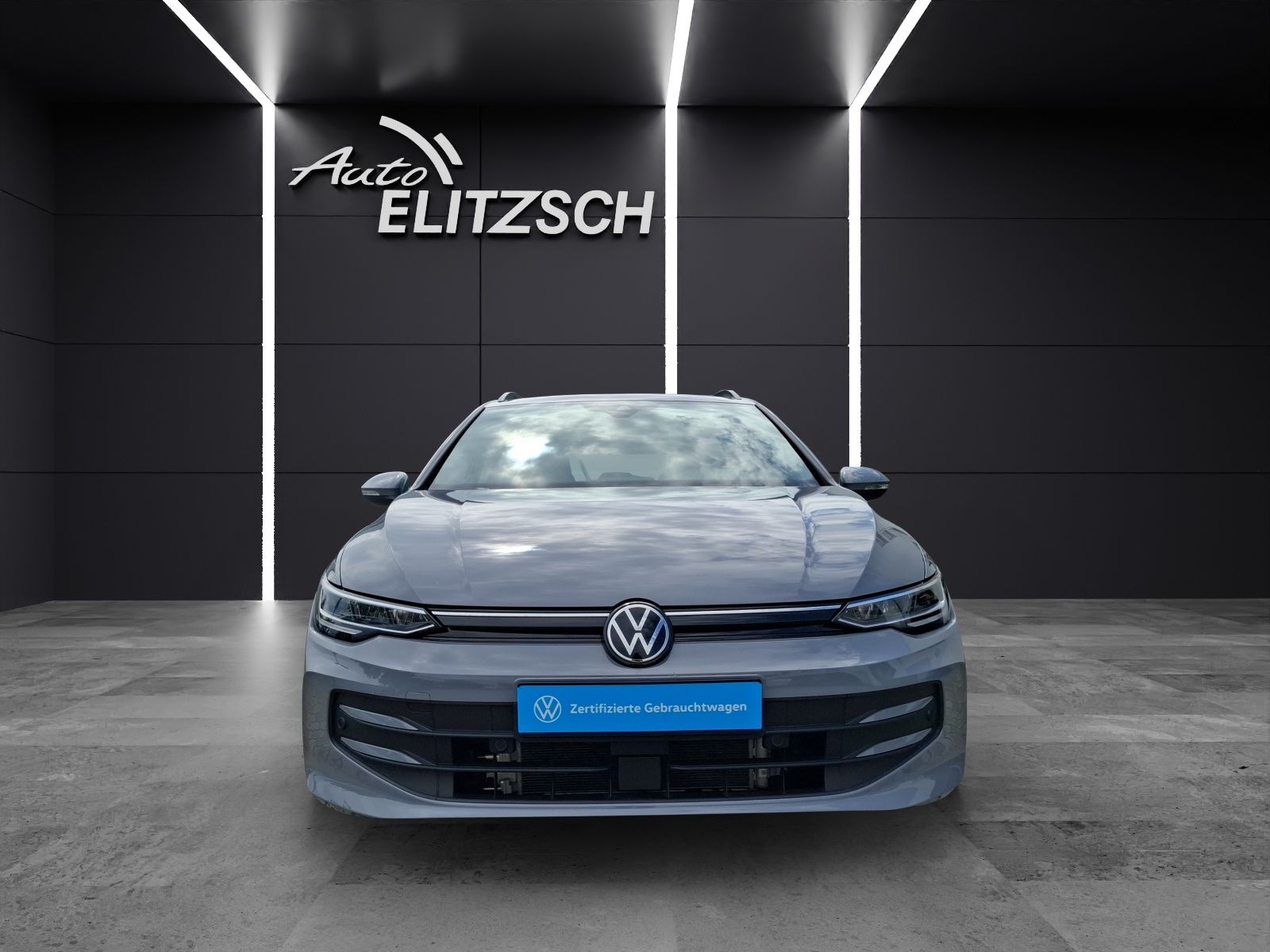 Fahrzeugabbildung Volkswagen Golf VIII Variant eTSI Life DSG LED CarPlay AID