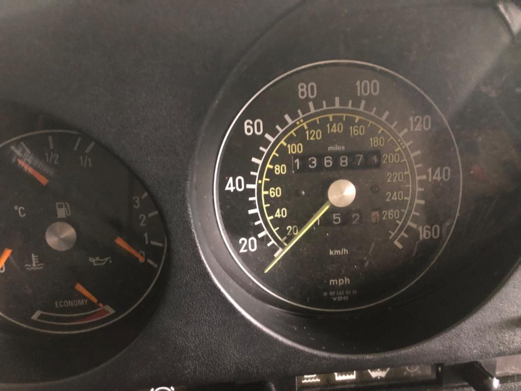 Mercedes-Benz SL 560