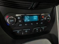 Fahrzeugabbildung Ford C-Max 2.0 TDCi Titanium / Keyless Navi Kamera