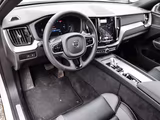 Volvo XC60 Plus Dark Recharge Plug-In Hybrid AWD T8 Tw - Volvo aus 2023