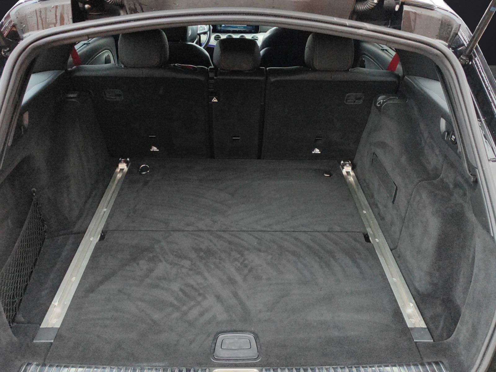 Fahrzeugabbildung Mercedes-Benz E 43 AMG 4Matic*Head-up*Pano*360°*Ambiente*