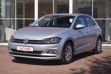 Volkswagen Polo 1.0 Comfortline DSG Navi Sitzheizung PDC - silberne Volkswagen Polo