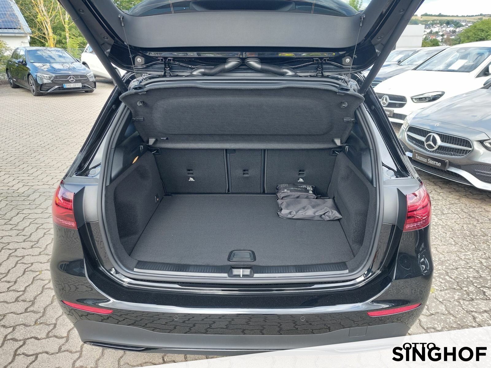 Fahrzeugabbildung Mercedes-Benz B 200 Progressive Pano+Night+dynm.LED+Distronic+