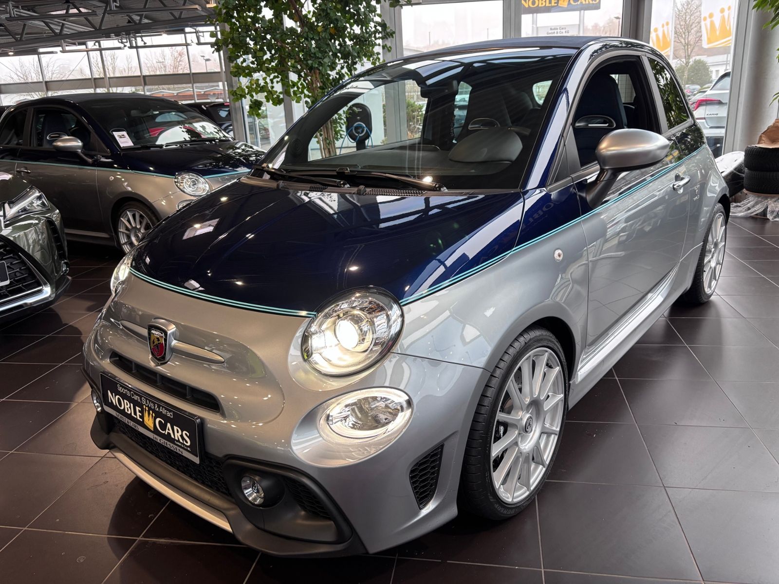 Fahrzeugabbildung Abarth 695C  Rivale  XENON LEDER ALU
