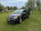Lancia Voyager 2.8 MultiJet 16v Platinum Automatik ... - Lancia Voyager von privat