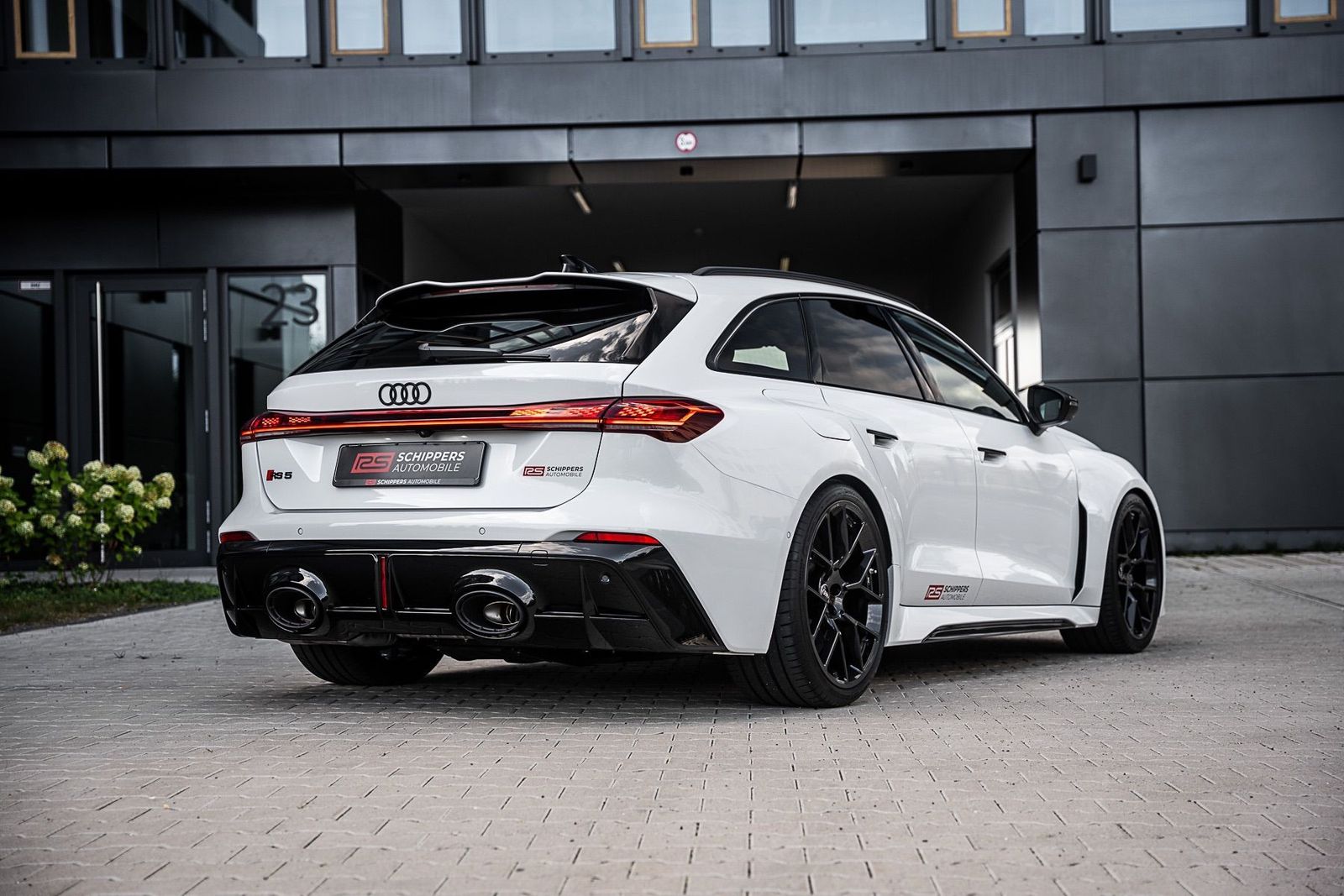 Fahrzeugabbildung Audi RS5 Avant KERAMIK|SPORTPAKET|HGP 818 PS